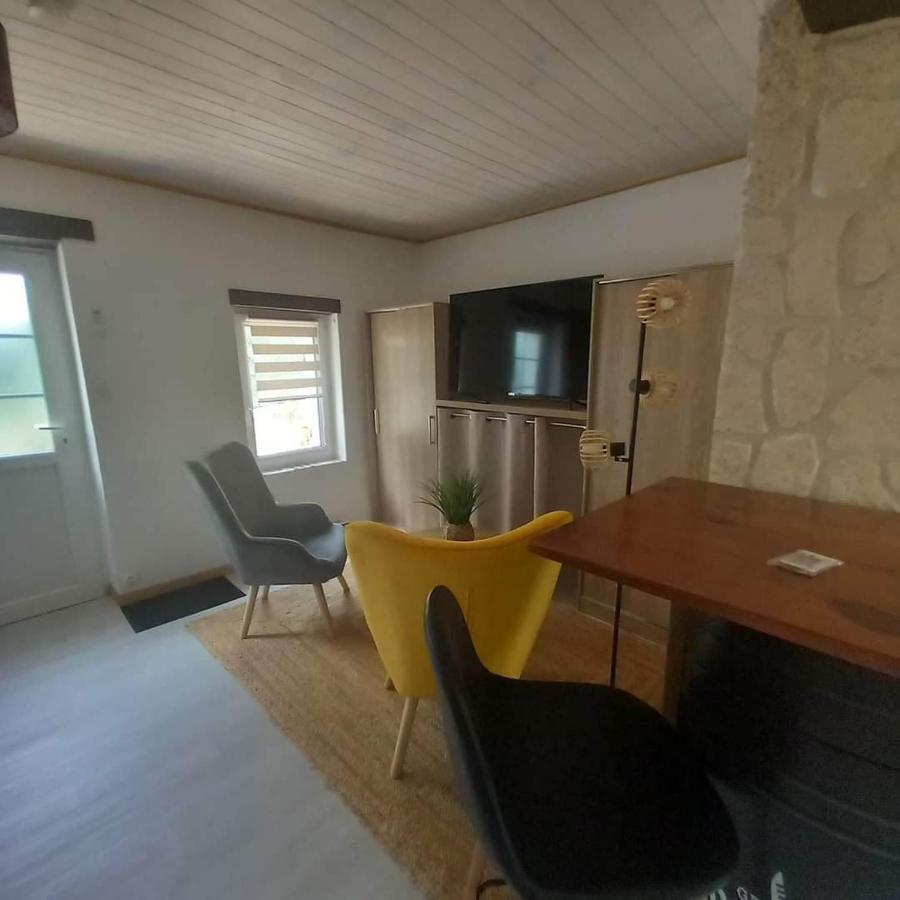 Love Room Avec Spa Nérac Εξωτερικό φωτογραφία