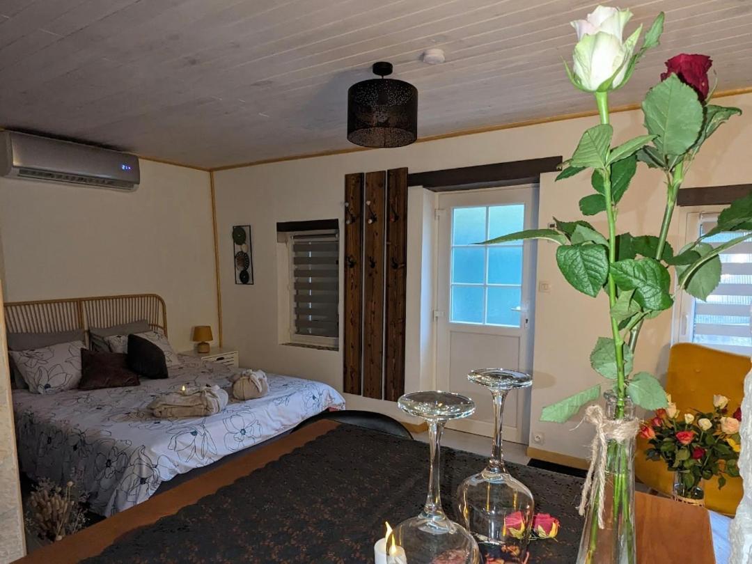 Love Room Avec Spa Nérac Εξωτερικό φωτογραφία